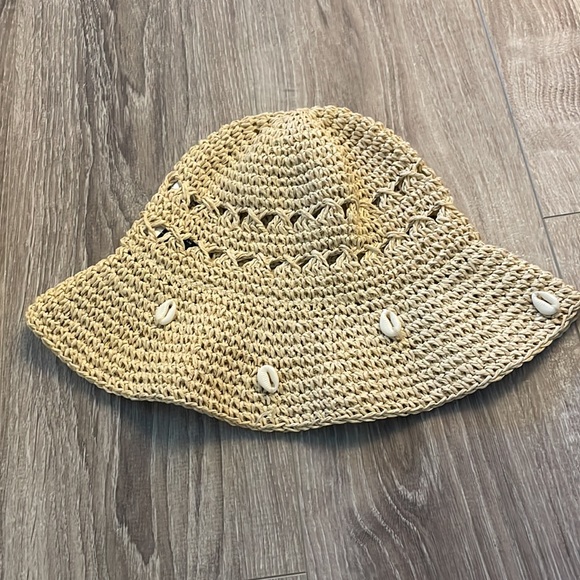 Cute Summer Hat - Picture 2 of 3